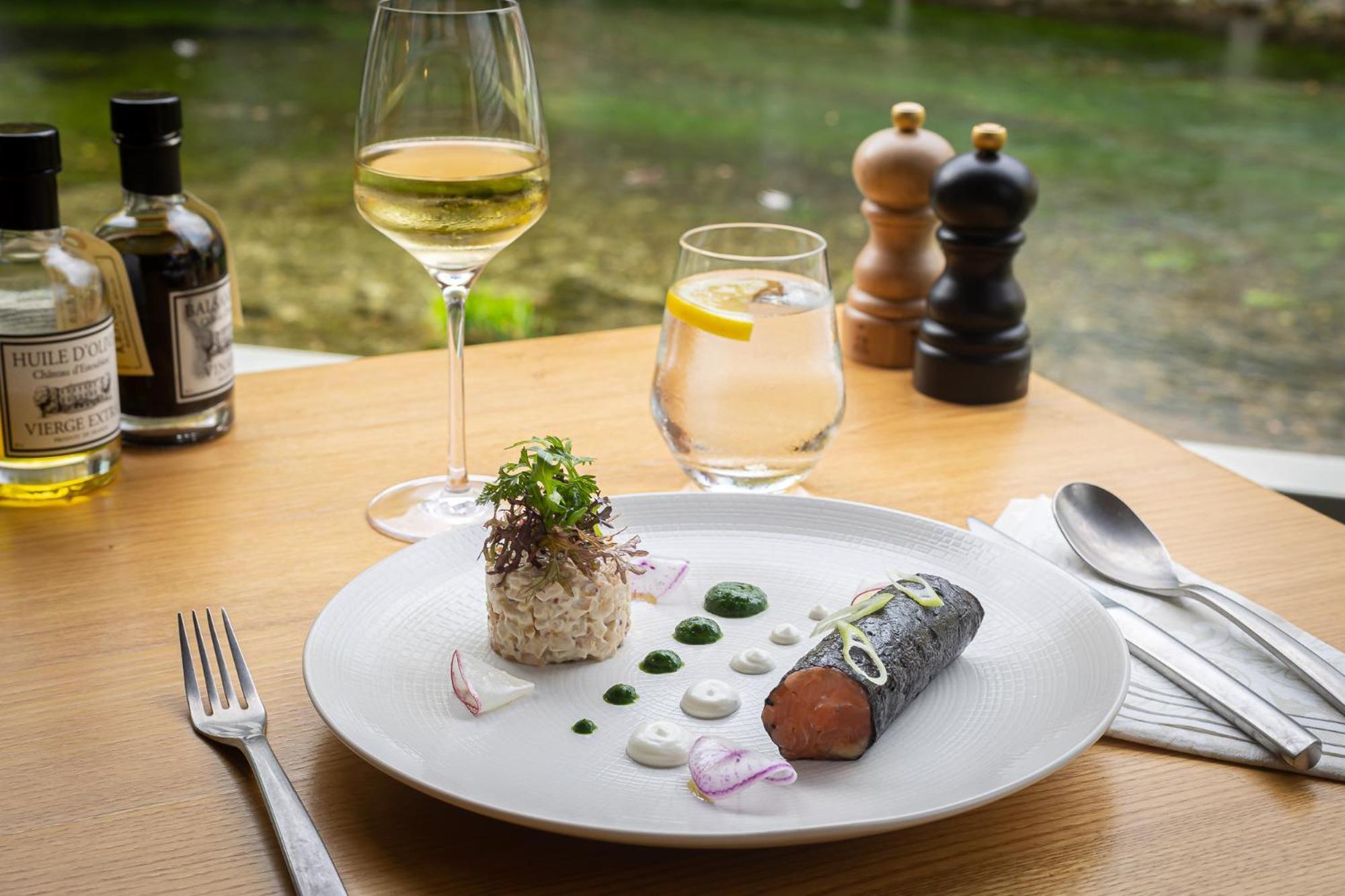 Le Chateau Olive Et Raisin Fontaine-de-Vaucluse Exteriér fotografie